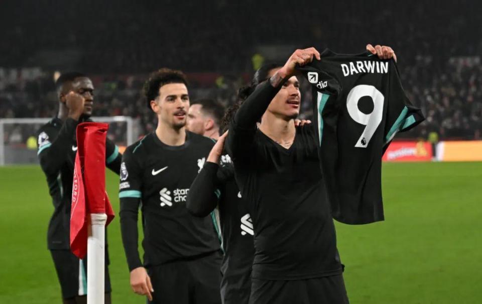 半场战报：萨索洛1-1比萨，马蒂奇建功，恩佐拉点射