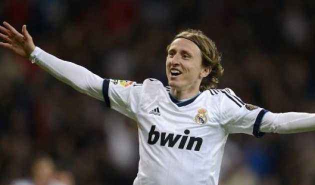 雪藏萨拉赫激活两大亿元先生，伊萨克处子球，利物浦2-0终结3连败