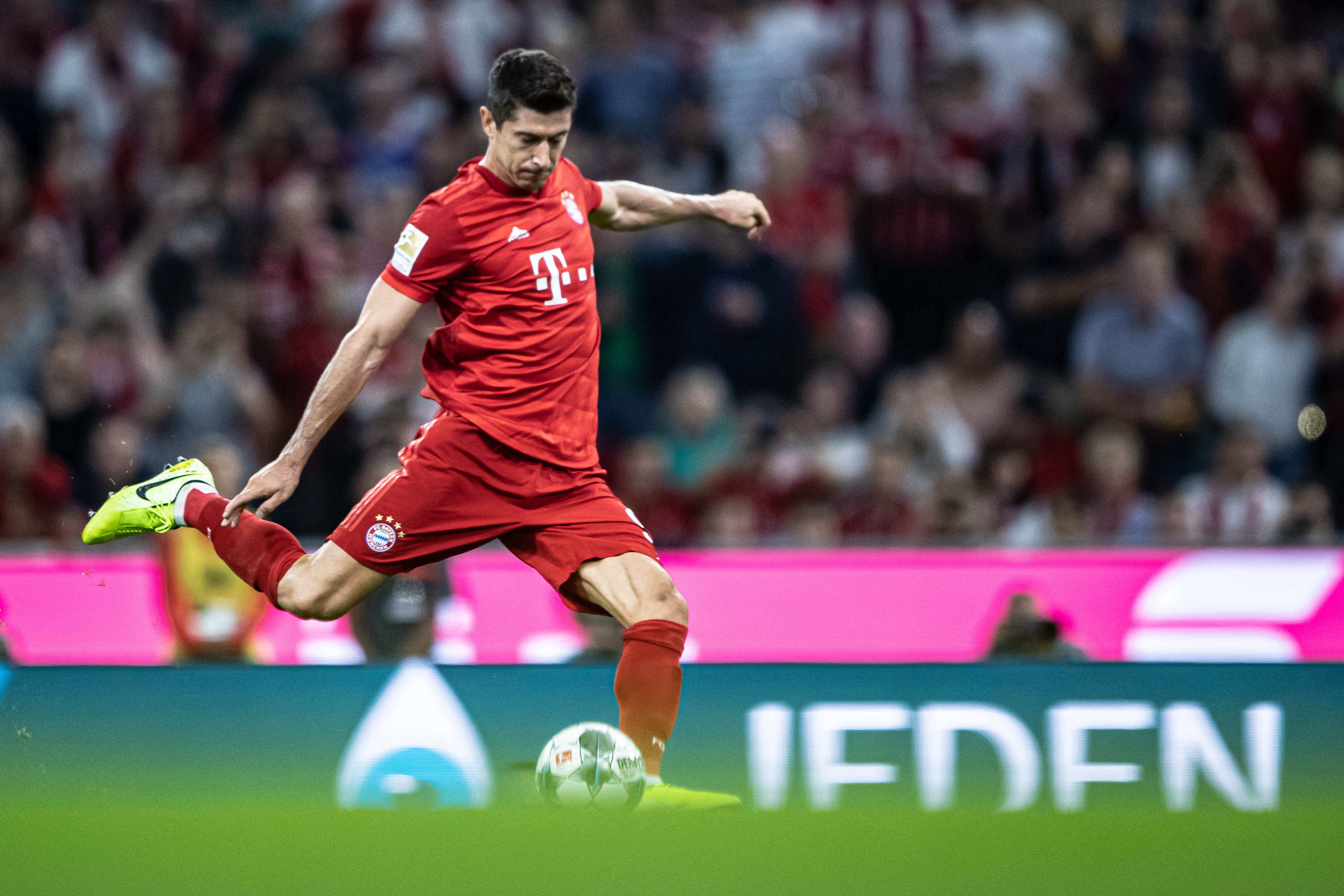 河北曲阳：乒乓跃动青春 赛事汇聚热情