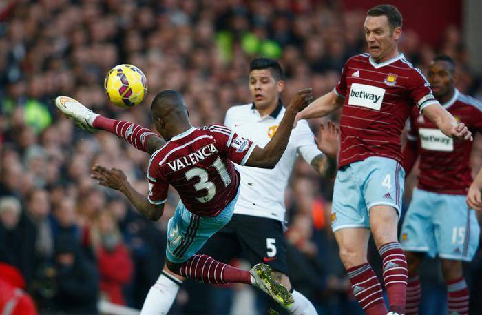 詹俊：连续两场未登场，利物浦给萨拉赫发出冬窗转会信号